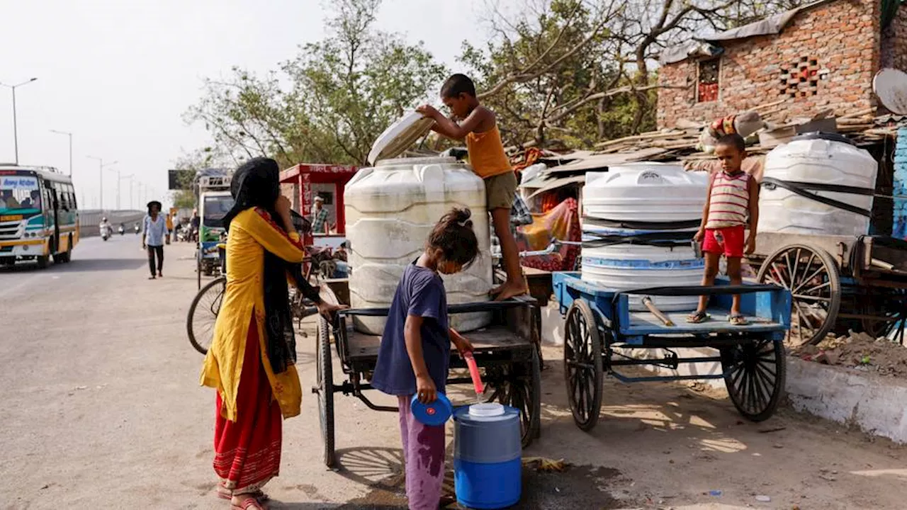 Scorching heatwaves kill dozens in India, thousands suffer heatstroke