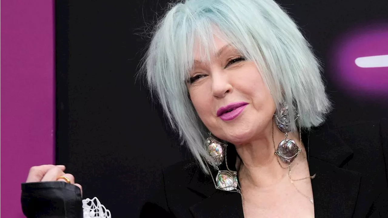 Cyndi Lauper announces farewell tour, her first in a decade