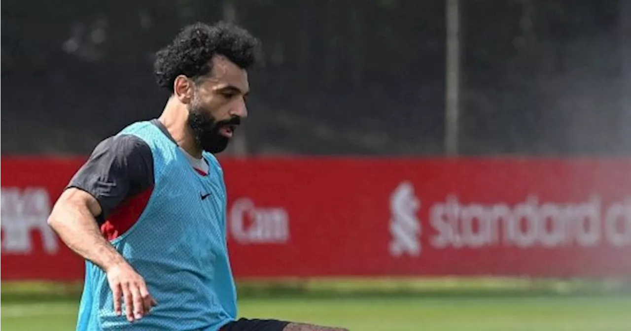 محمد صلاح يهدى قميصه لـ الوجوه الجديدة فى المنتخب