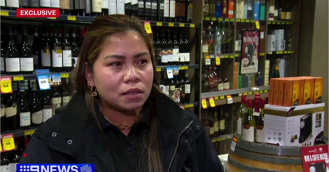 Melbourne supermarket workers fight back against suspected thieves