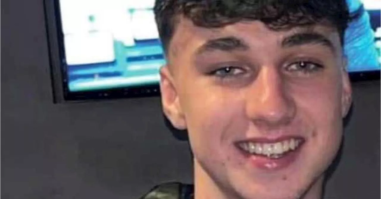 Tenerife police call off search for UK teen missing on Spanish island