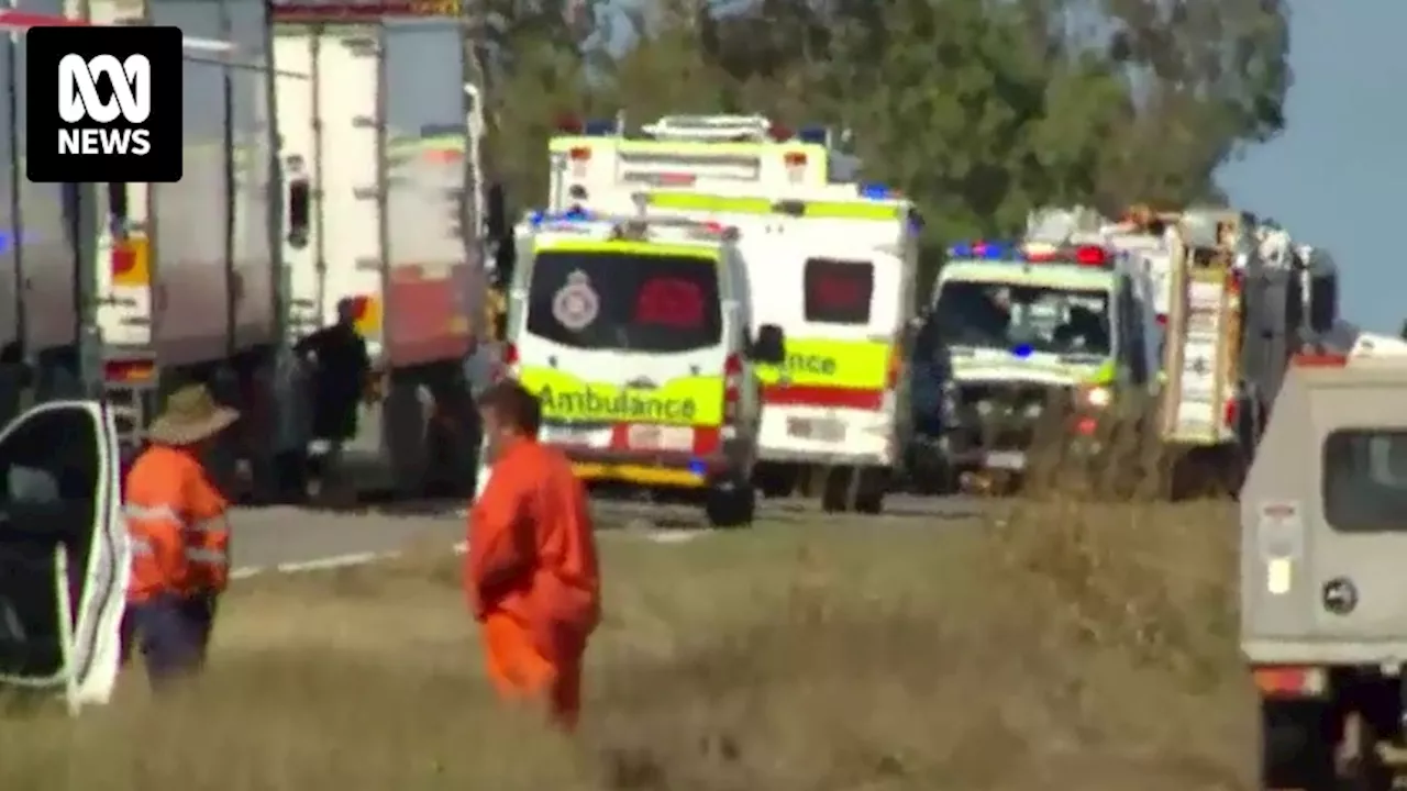 Investigation underway into cause of fatal collision between bus and car on Bruce Highway in north Queensland