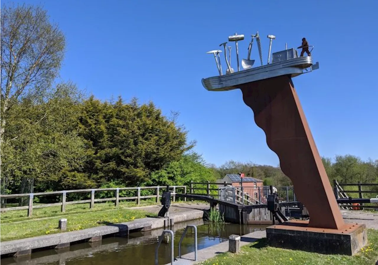 Guided walk to explore local history along Lancaster Canal as waterways face funding cuts