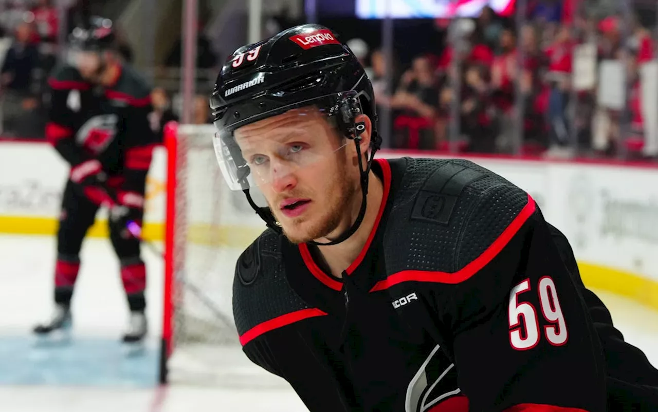 Lightning acquire Jake Guentzel from Hurricanes for 2025 third-round pick