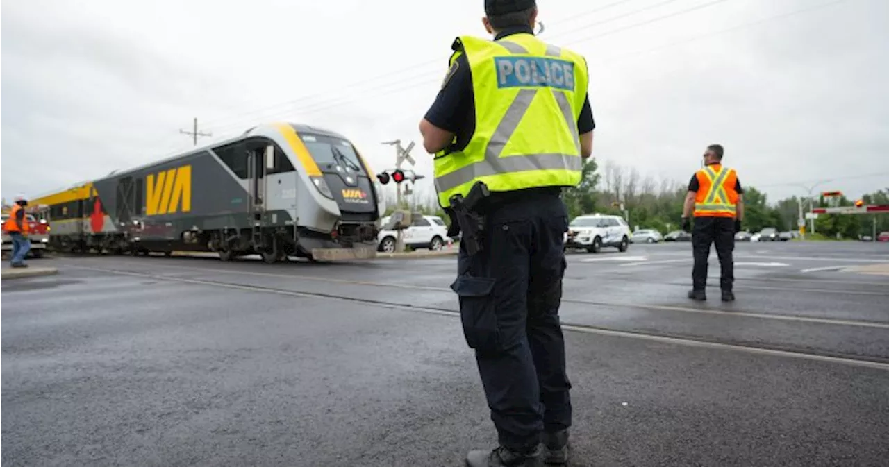 Pro-Palestinian protesters block CN rail line south of Montreal, four arrested