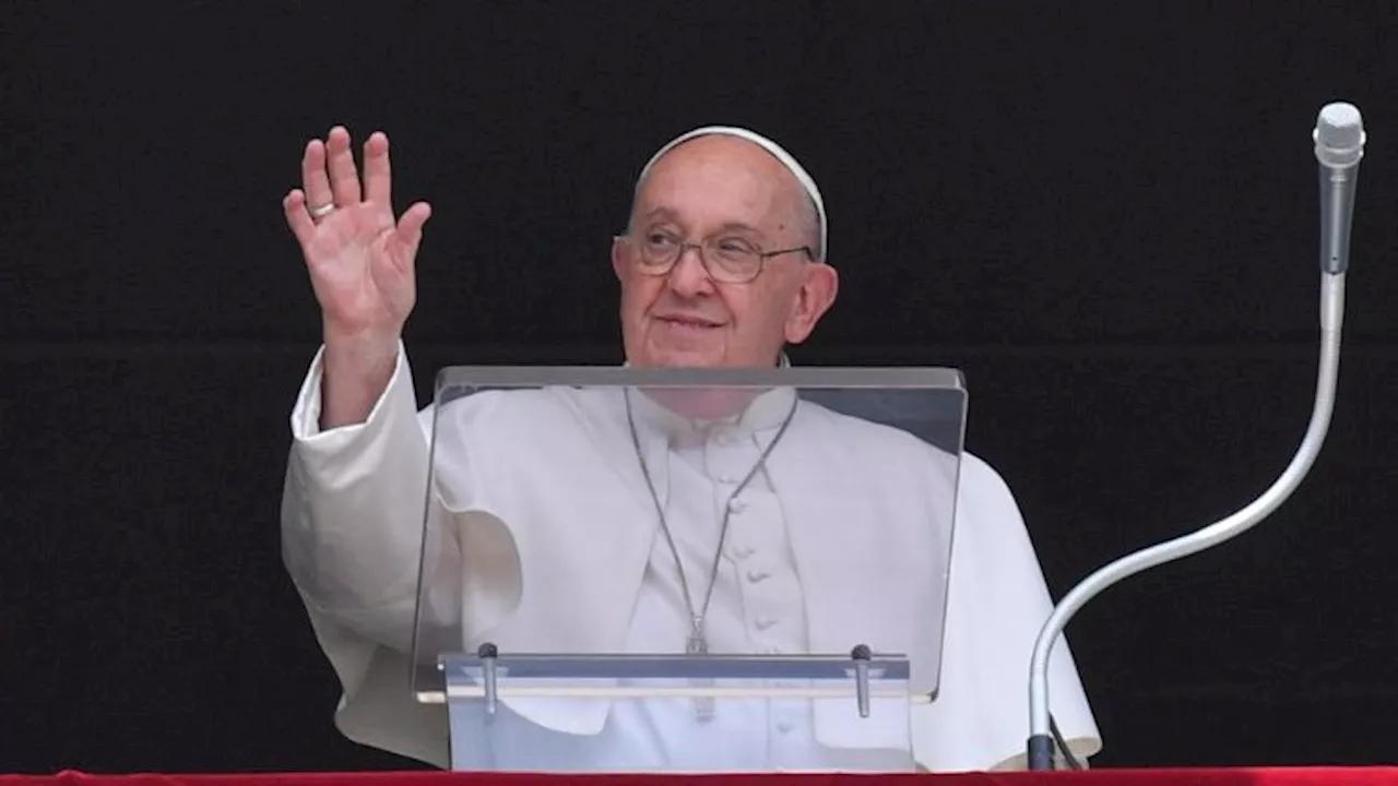 Pope at Angelus: A Church and a society that excludes no one