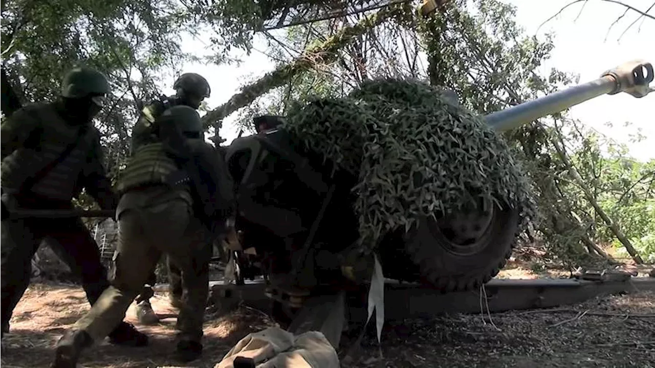 Расчеты гаубиц Д-30 разгромили замаскированные позиции и диверсионные группы ВСУ