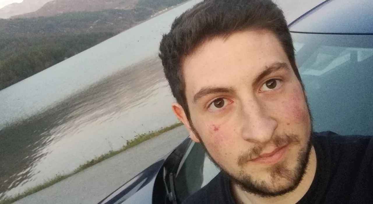 Incidente contro la moto guidata dal fratello: Luca Guastella muore a 28 anni. Dopo lo schianto è caduto in un