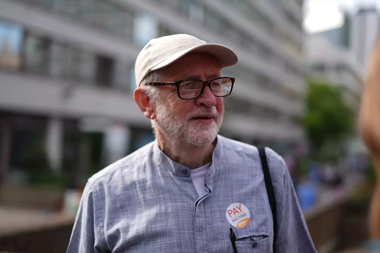 Jeremy Corbyn: Los egos en política son un problema en todo el mundo; son el enemigo del pueblo