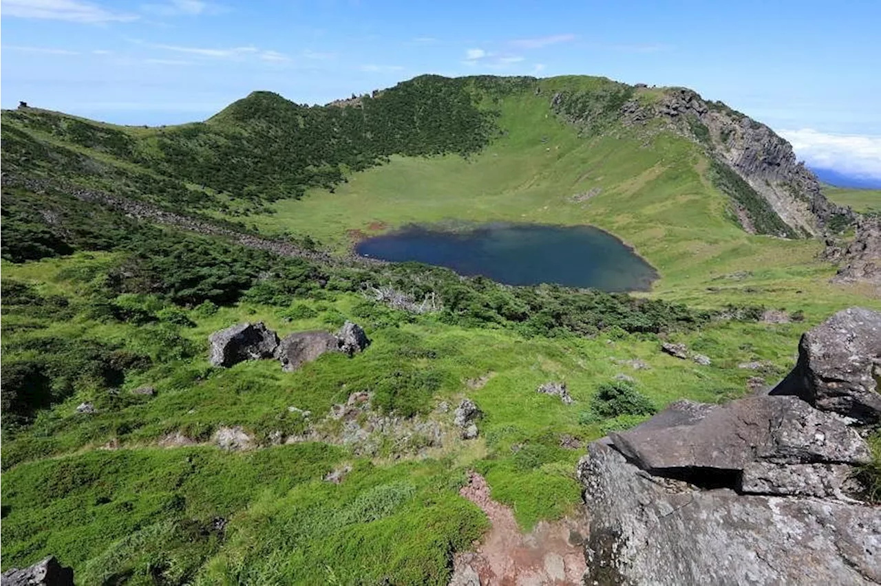 Ramyeon broth is damaging South Korea’s highest mountain, warn officials