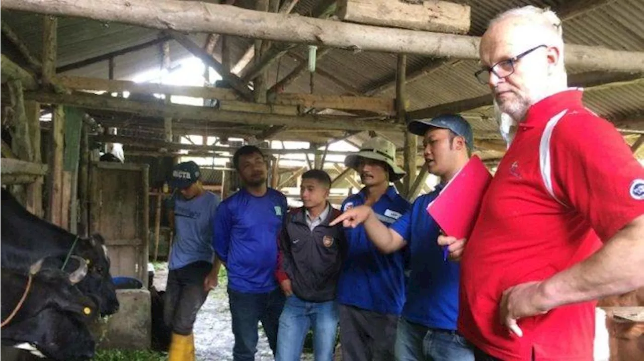 3.500 Peternak Sapi Perah Tuntas Ikuti Progam Peningkatan Produksi Susu Lokal