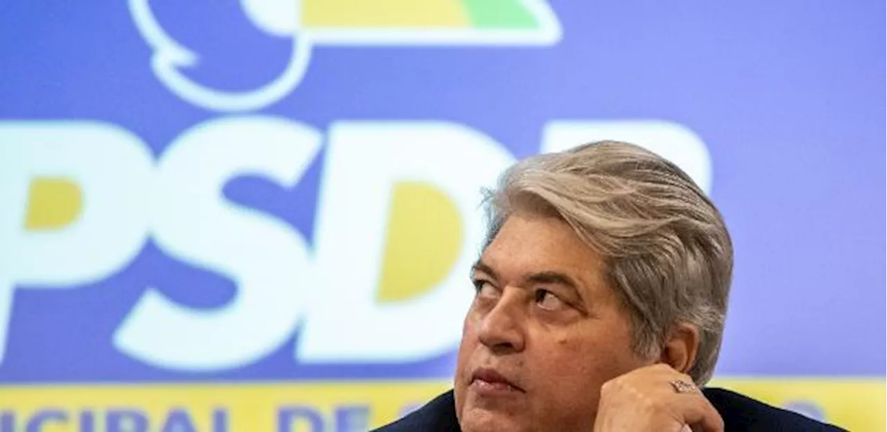 Datena faz despedida discreta de programa; PSDB confirma férias na segunda