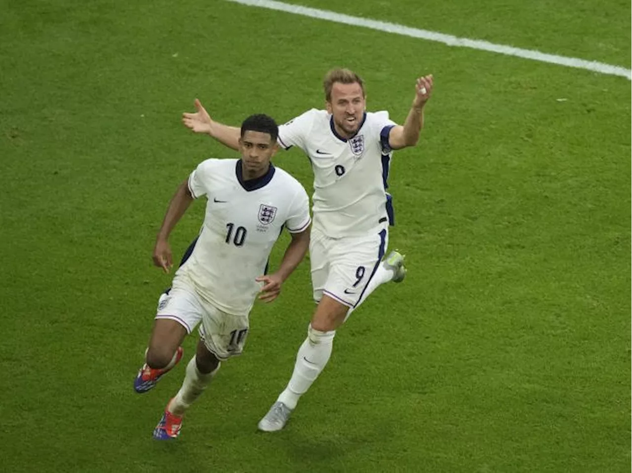 England besiegt die Slowakei nach Verlängerung knapp mit 2:1