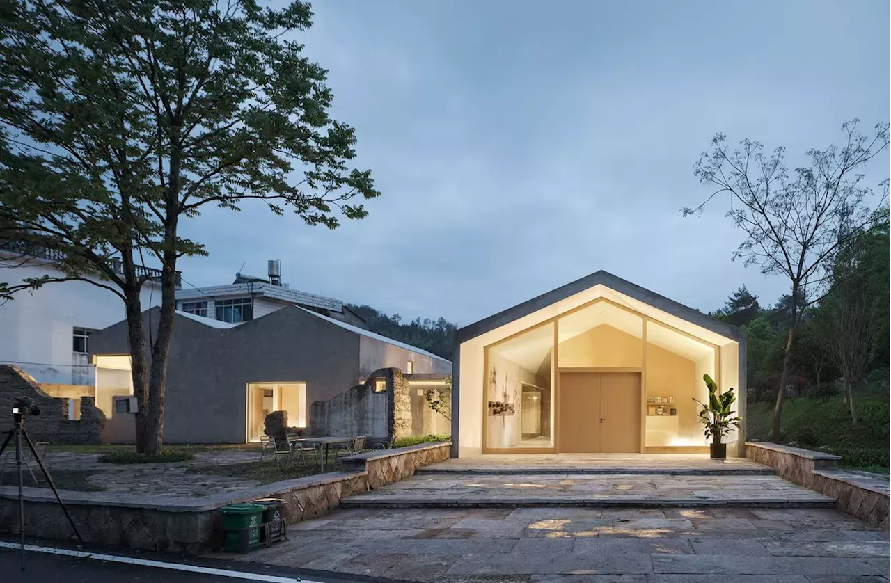 A Chinese Community Hall Brings Contemporary Minimalism To Its 