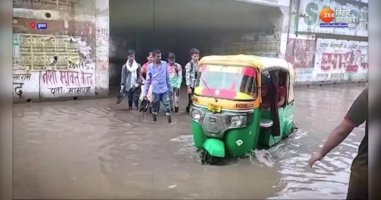 कुदरा रेलवे स्टेशन रोड पर घुटने भर पानी से ग्रामीण परेशान, NHAI की लापरवाही से लोगों में आक्रोश