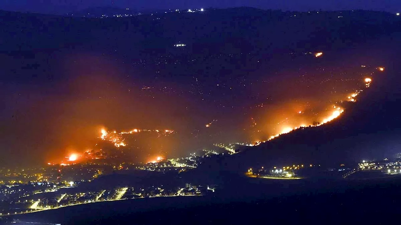 Israel on Fire: हिजबुल्लाह ने इतने रॉकेट दागे कि इजरायल के जंगलों में लगी भयानक आग... Video