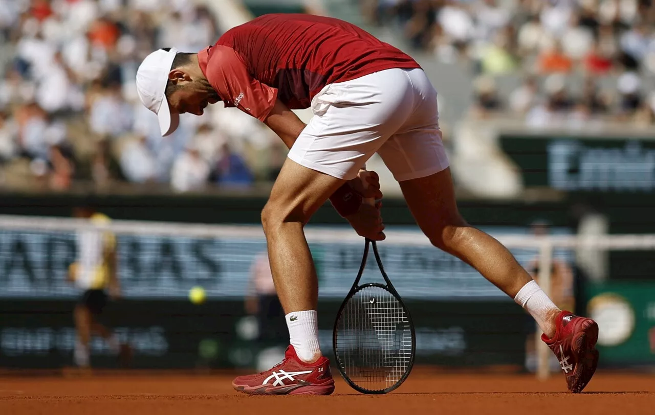 Roland-Garros : Novak Djokovic, blessé au genou, déclare forfait