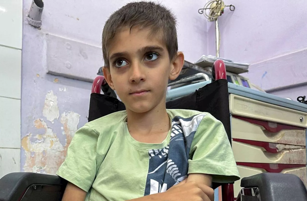«سراج» طفل مريض يتمنى العلاج في الخارج