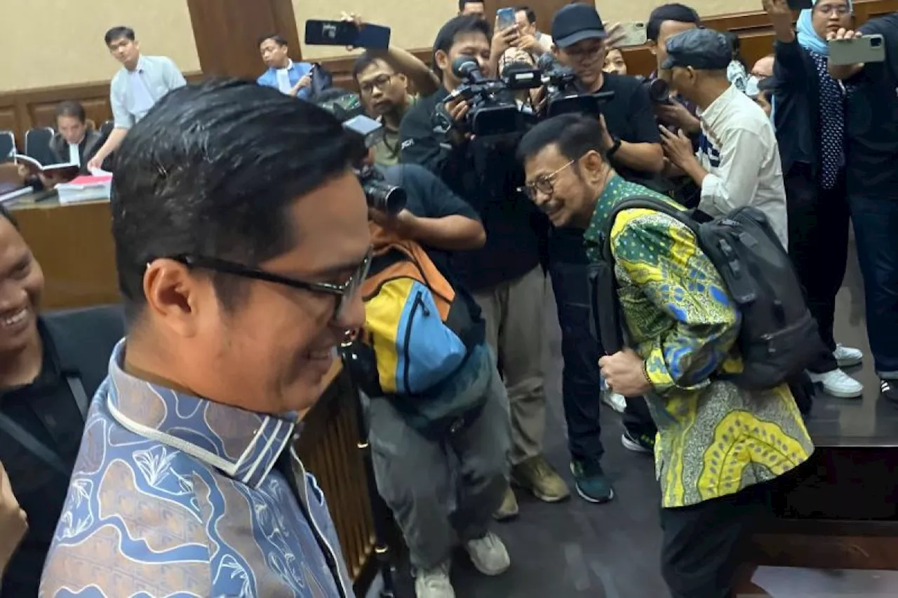 KPK panggil Ahmad Sahroni dan Indira Chunda Thita dalam sidang SYL