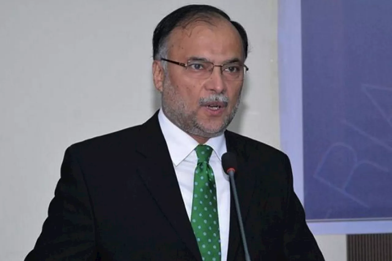 CPEC phase-II to grow business links between Pak-China: Ahsan Iqbal