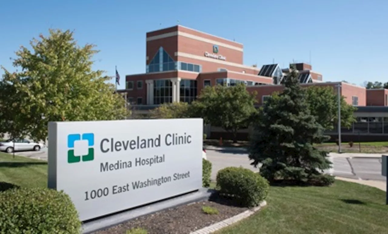 Woman who woke up during surgery after IV tube came loose sues Cleveland Clinic Medina Hospital