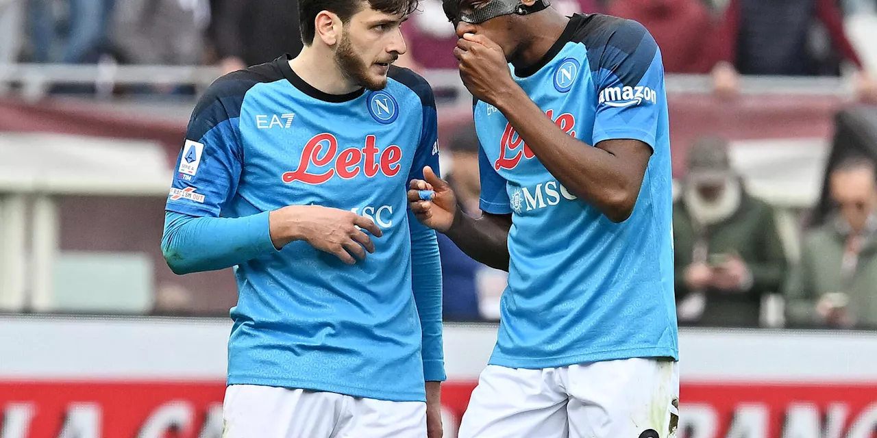 Il Napoli aspetta offerta per Osimhen e resiste su Kvaratskhelia