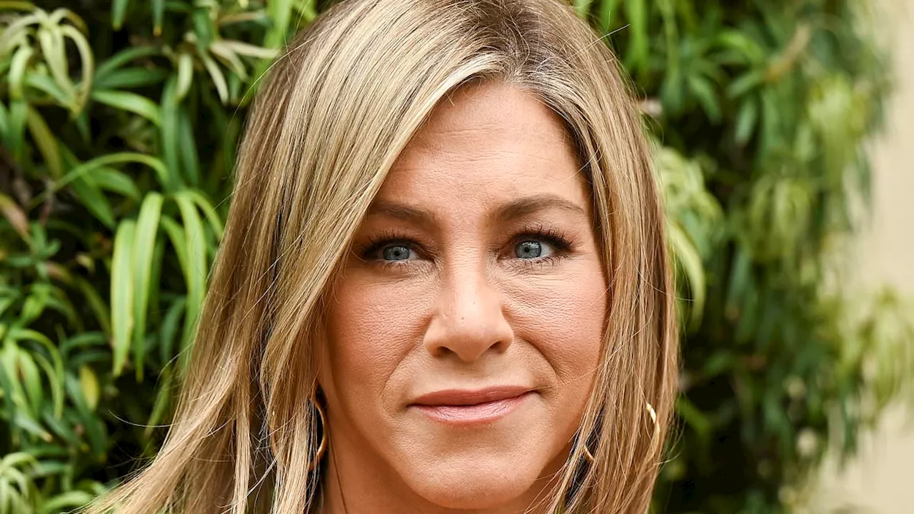 Experts weigh in on how Jennifer Aniston, 55, has maintained her youthful good looks without going...