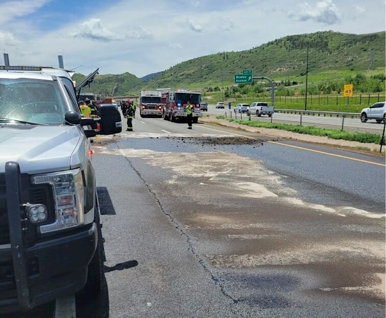 Eastbound C-470 closed at Bowles Ave. due to fuel spill, Colorado State Patrol says