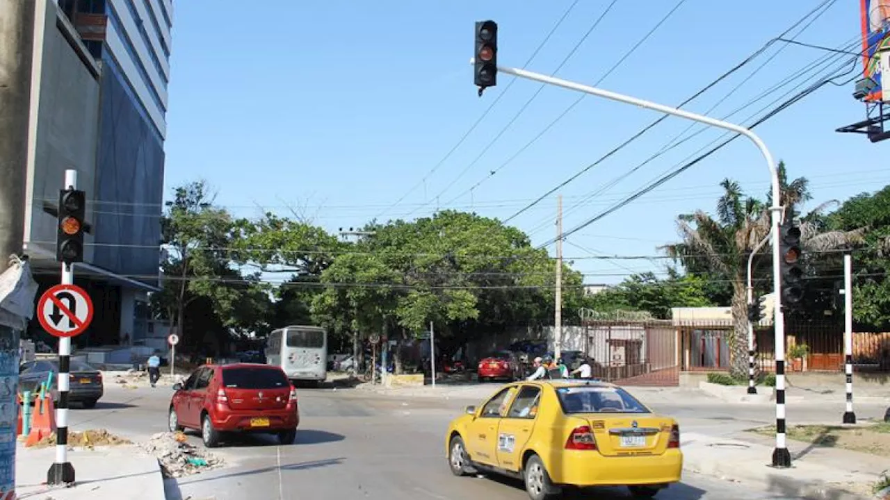 Entra en servicio nuevo semáforo en el norte de Barranquilla