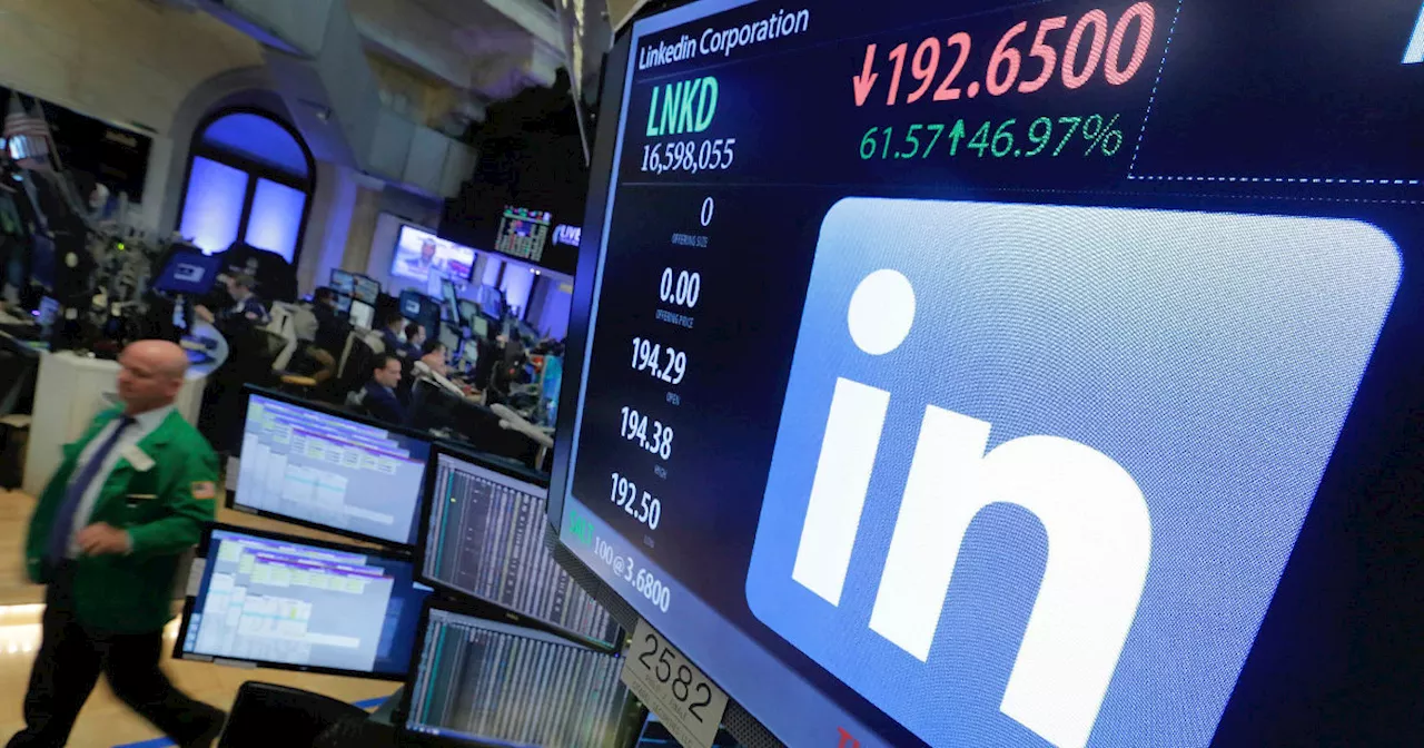 Profili fake per orientare le scelte politiche: l’astroturfing non risparmia neanche LinkedIn