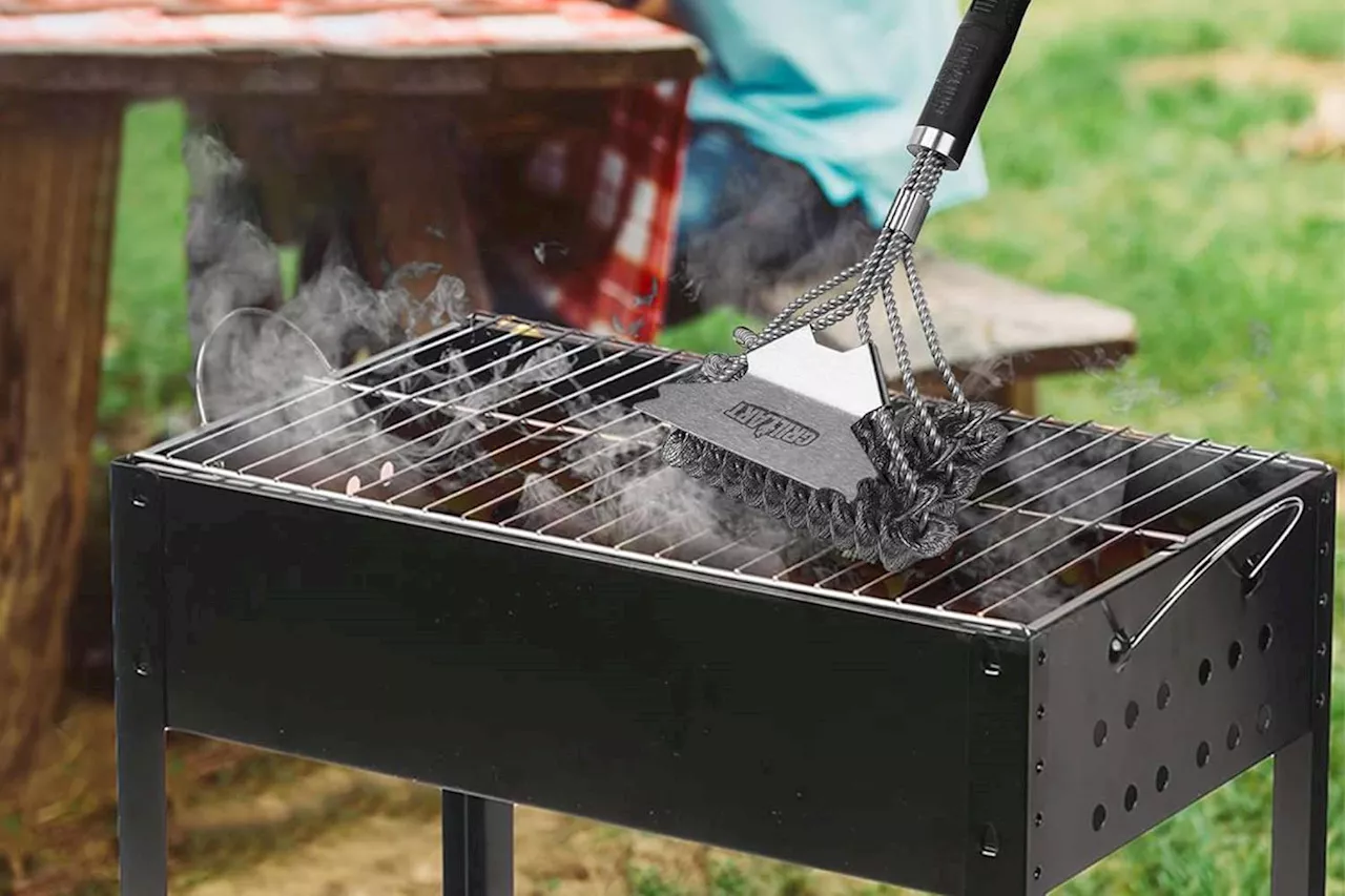 This Now-$20 Grill Brush Cleans Dirty Grates ‘In Seconds,’ According to 12,200+ Shoppers