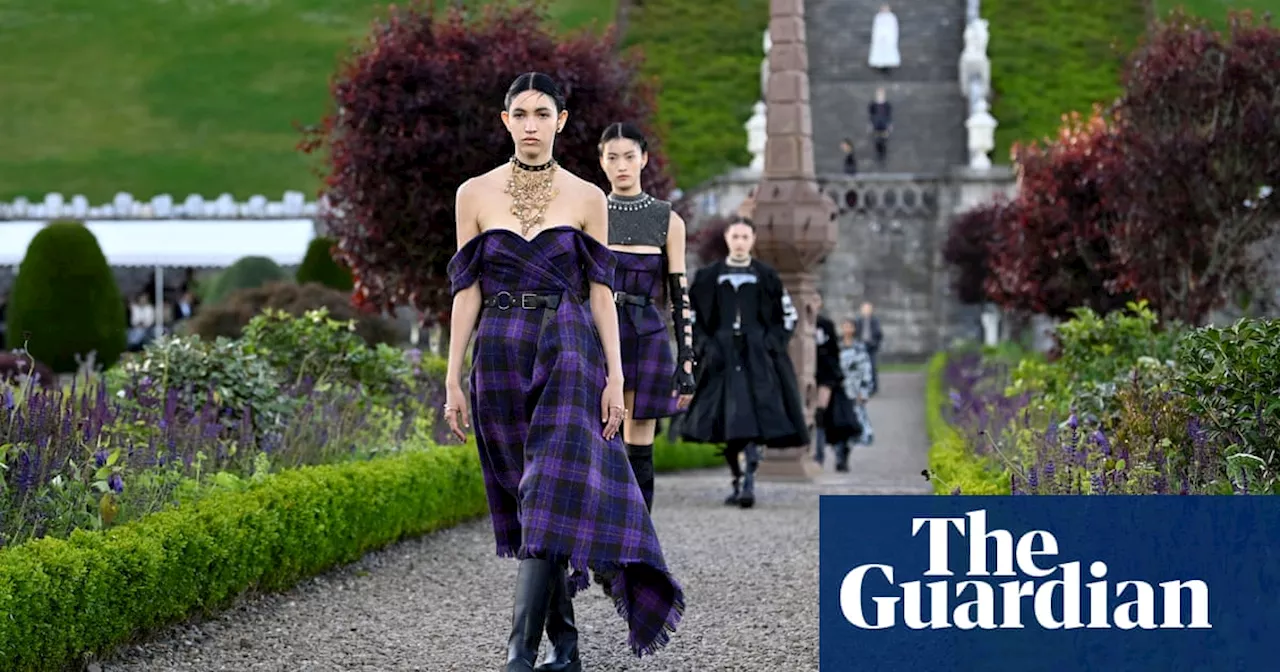 Feistily gorgeous Dior show renews auld alliance with Scotland