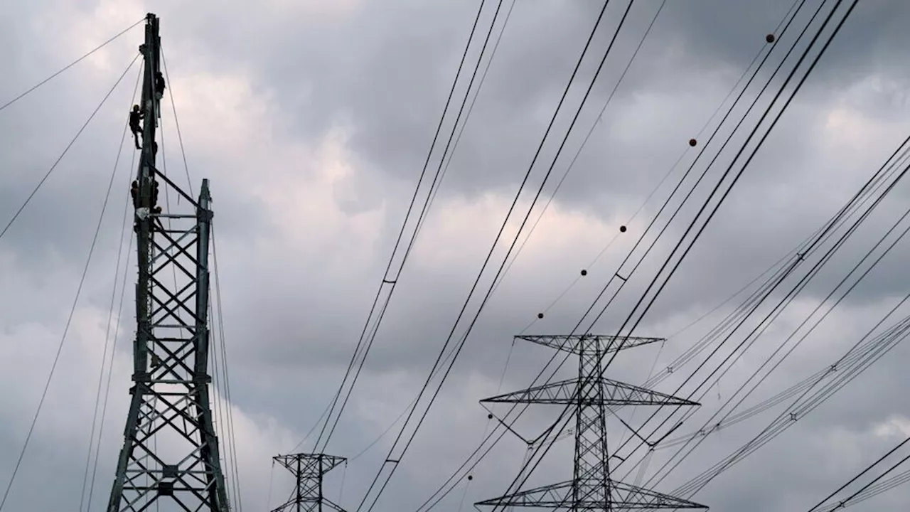 Listrik di Sumbagsel Padam karena Gangguan Transmisi SUTT 275 kV Lubuk Linggau-Lahat