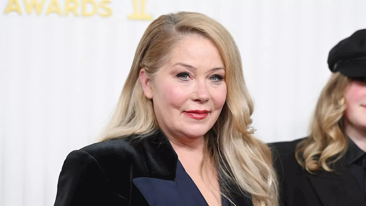 Christina Applegate admits her depression is 'scaring' her amid MS battle: 'I'm trapped in darkness'