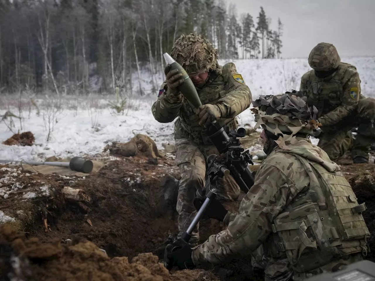 Bunker, missili e barriere: così la Nato blinda il fronte orientale contro la Russia