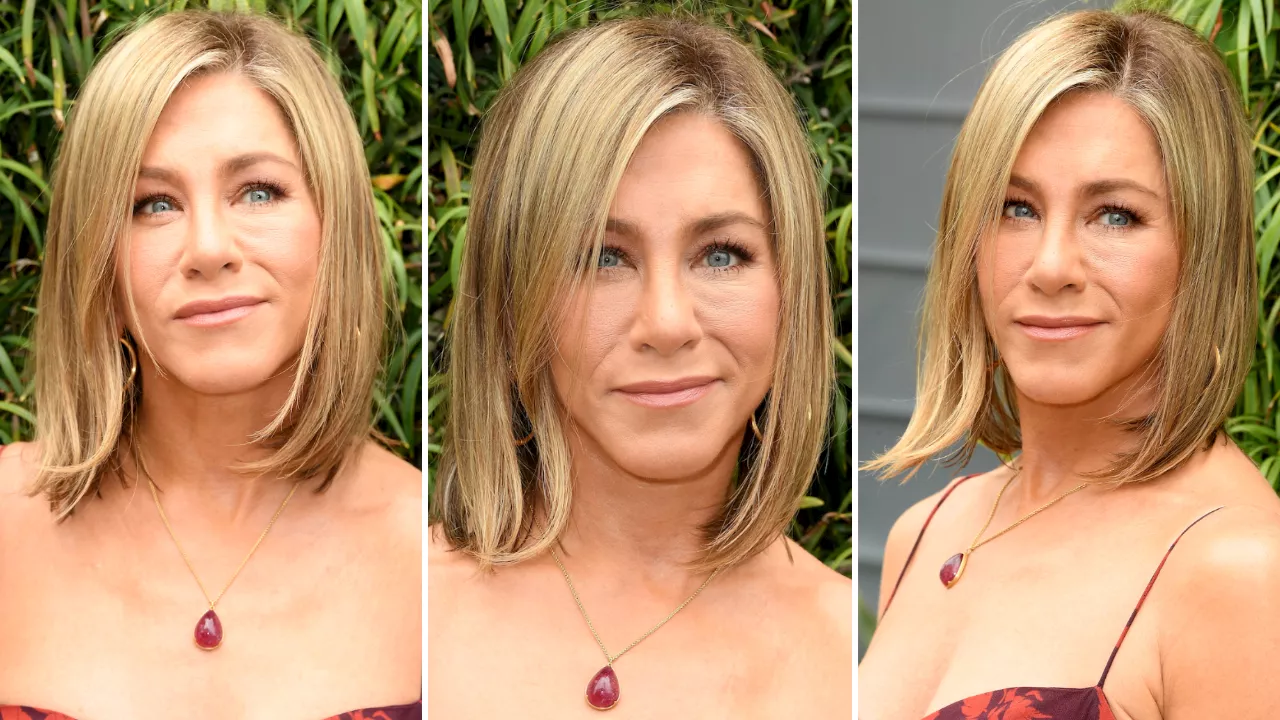 Beach waves addio, per Jennifer Aniston il look dell'estate è un caschetto extra liscio