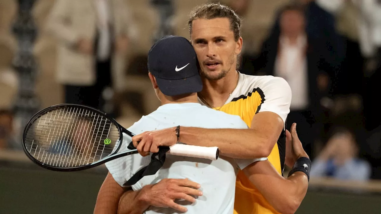 Zverev mauert am Netz und kämpft sich eine Runde weiter