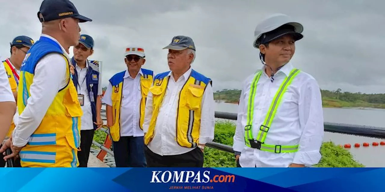 Hari Pertama Bekerja, Plt Kepala dan Waka OIKN Tinjau Bendungan Sepaku Semoi