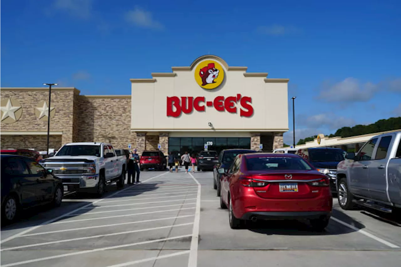 ‘World’s largest’ Buc-ee’s opening in Texas this week