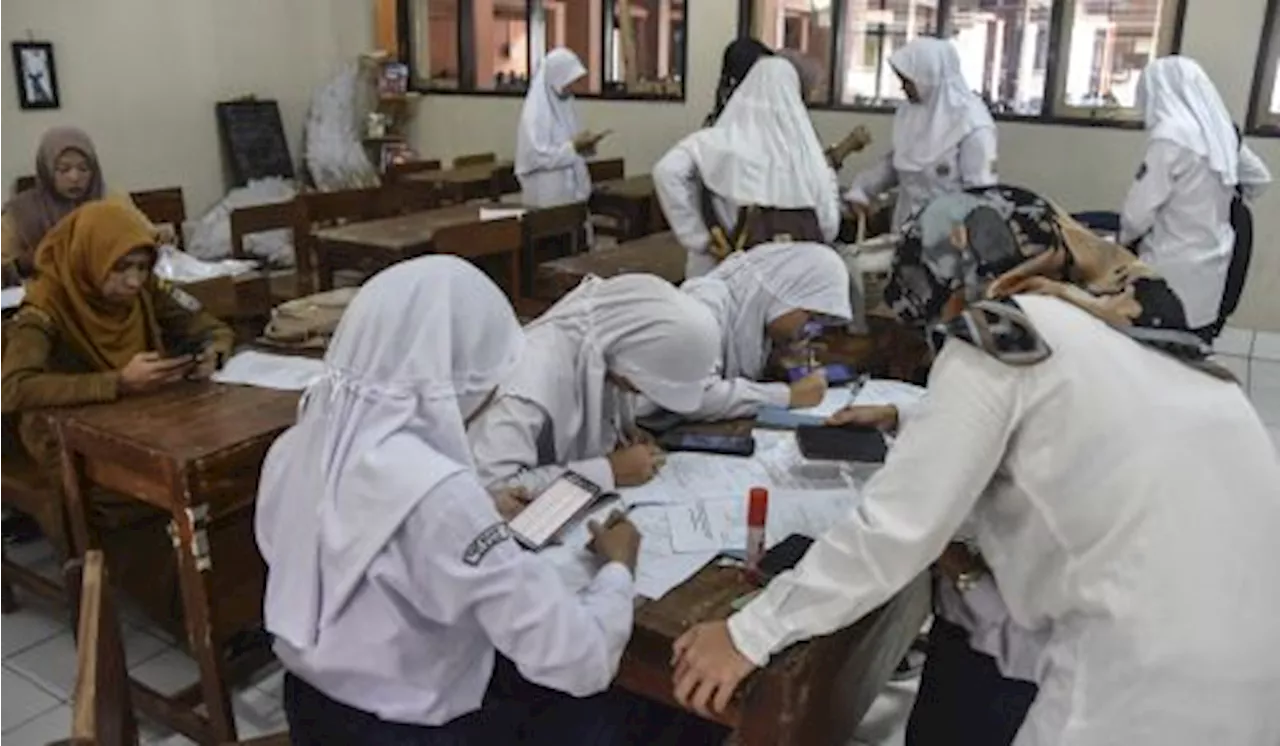 Dua Hari PPDB SMA-SMK Negeri di Depok Amburadul, Profesionalitas Dinas Pendidikan Disoal