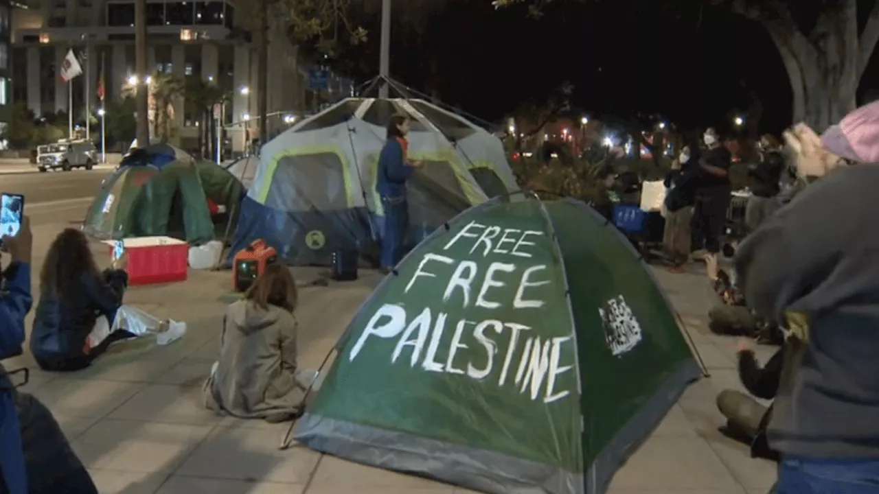 Pro-Palestinian encampment established outside LA City Hall