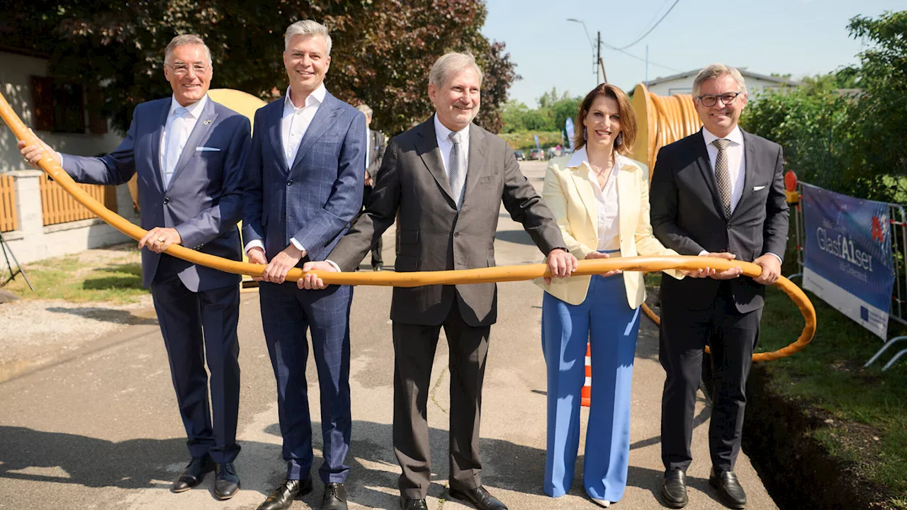 „Wir bauen auf Europa“: Hochrangiger Projektbesuch in Strasshof