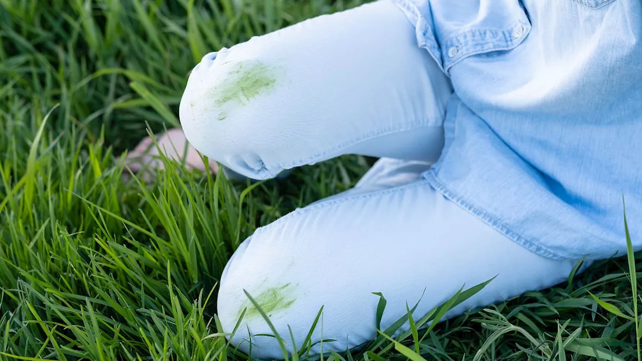 Erste Hilfe und Hausmittel: Grasflecken in der Kleidung: So verschwinden sie