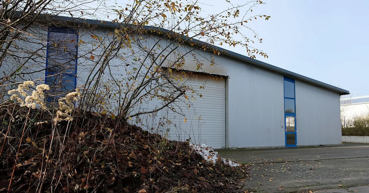 Aufklärung im Mordfall Jörg D.: Spurensicherung deckt Blutspuren in Hüllhorster Lagerhalle auf