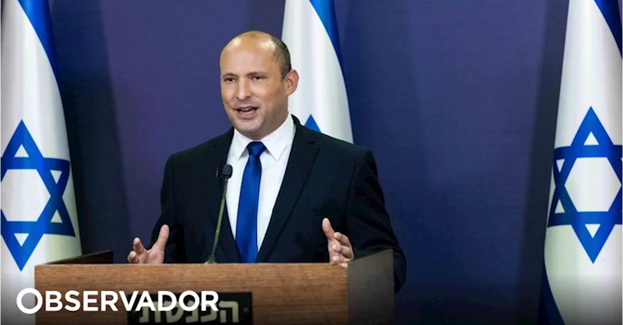 'Norte de Israel está a ser consumido pelas chamas', alerta antigo primeiro-ministro Naftali Bennett