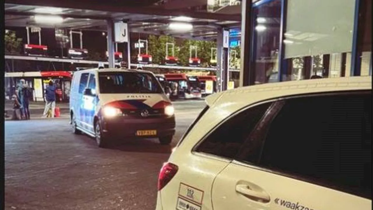 112-nieuws: man met mes bij station • jongeren gooien muntje naar auto