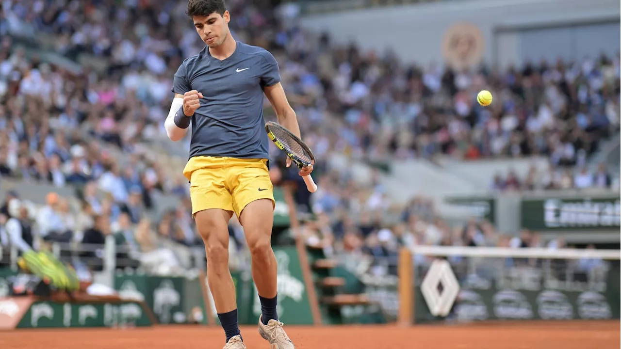 French Open: Carlos Alcaraz im Halbfinale - glatter Sieg gegen Stefanos Tsitsipas