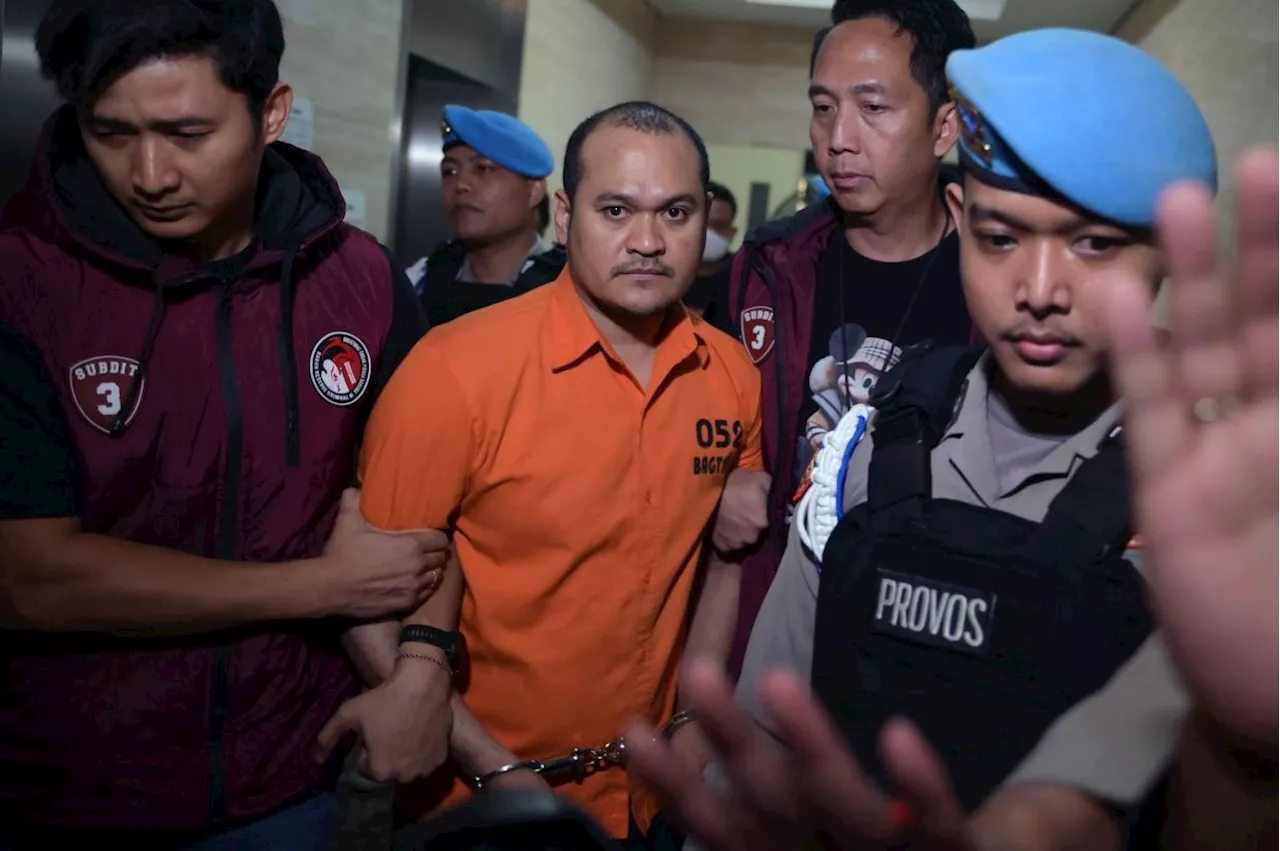 Indonesia deports 'most wanted' Thai fugitive; notorious drug lord to face murder charges