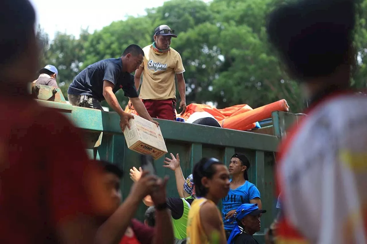 Hundreds seek shelter after eruption