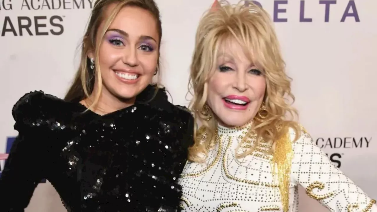 Miley Cyrus reveals the bizarre gift Godmother Dolly Parton once got her as she gushes over country legend...